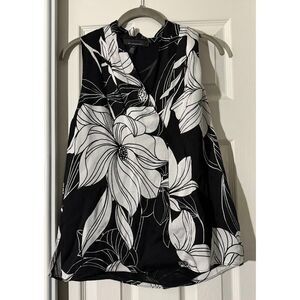 #009 - White House Black Market Blouse XS